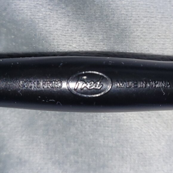 Baby Dumbbell Rattle "Buff Baby Rattle" by Genuine Fred - Picture 3 of 5